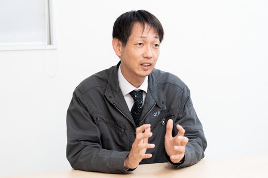 取締役 兼 総務部 部長