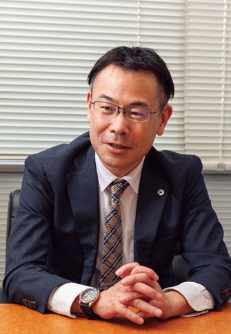 管理部 経理課 課長