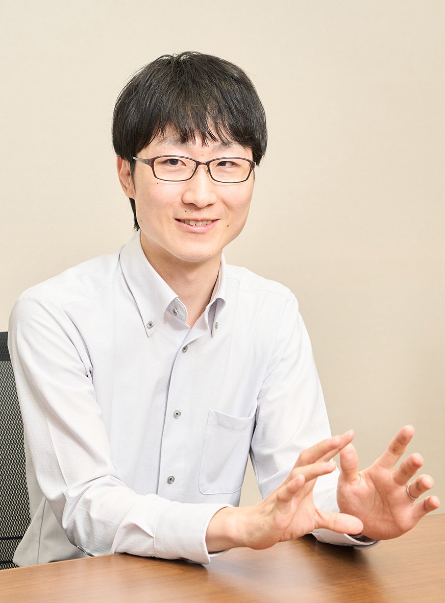 経理部 経理室 主計チーム 担当者