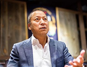 代表 小嶋 達典 様