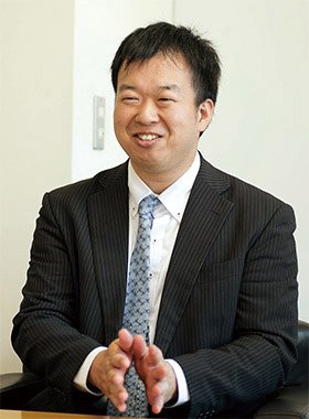管理部 課長