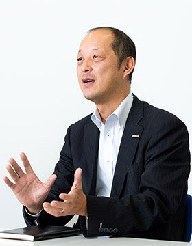 営業統括部広告宣伝チーム購買チーム 次長