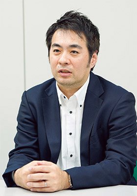 経理部 課長代理