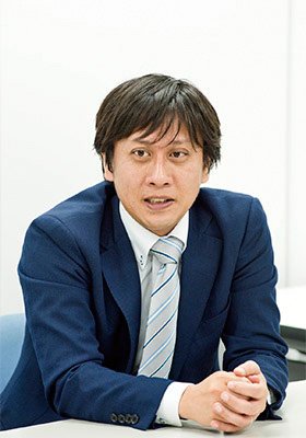 経理財務部長