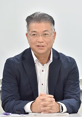情報システム部 部長代理