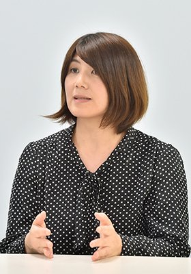 経理担当者B