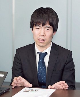 本社経理グループ 塩野様