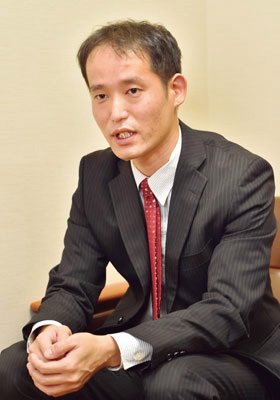 財務経理部 経理課 店舗経理 2係 係長