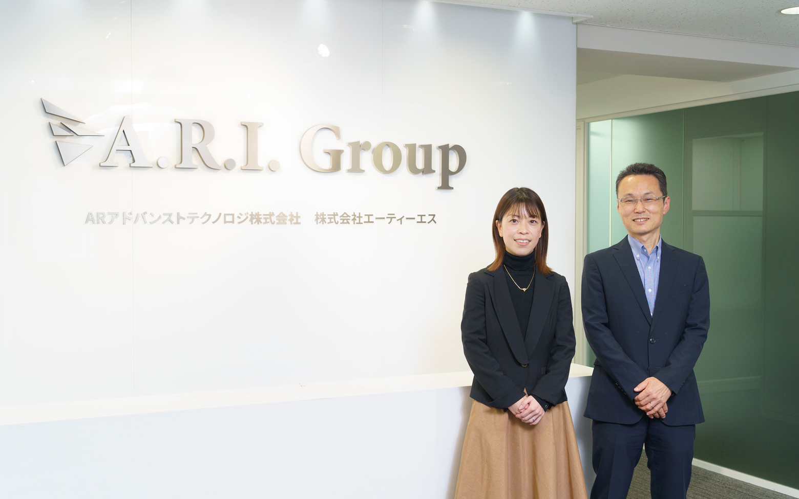 ARアドバンストテクノロジ｜月700件の契約業務を電子化で迅速に。在宅勤務状況下での業務効率が改善されました。- BtoBプラットフォーム 契約書