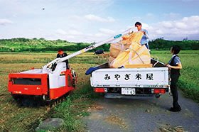 農業機械の写真