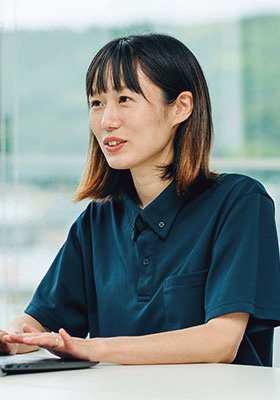 総務部経理課 担当者