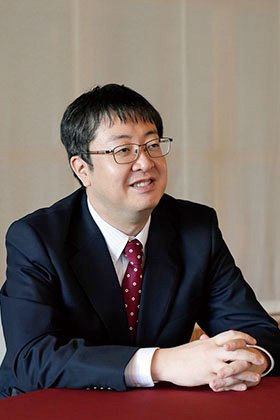代表取締役社長 清水 隆太郎 氏