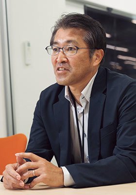 財務経理本部 経理部 部長代理