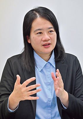 経理部 経理課 課長