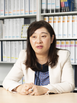 就職支援部部長 鈴木あ久利氏