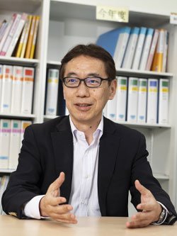 就職支援部付部長 佐藤貴生氏