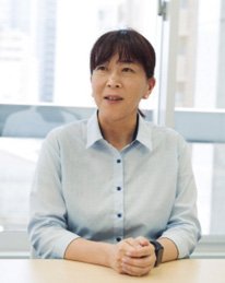 業務統括部 業務課長