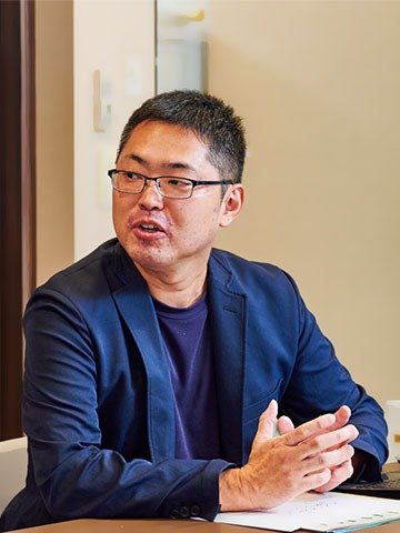 営業本部 営業推進部 店舗総務・ 採用研修グループ長