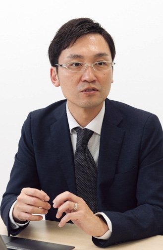 事務課長