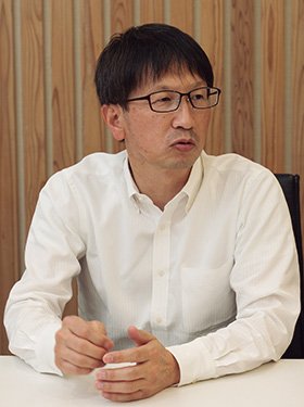 財政課 課長
