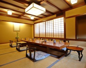 二階客席「欅(けやき)」