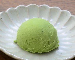 水たき玄海で人気の 濃厚抹茶あいす