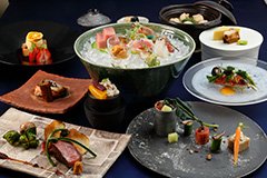「あかん遊久の里 鶴雅」ビュッフェメニュー例