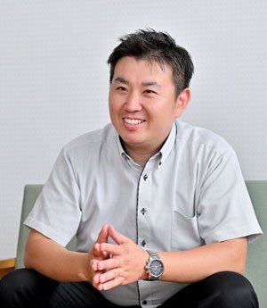 総務部 総務課 係長