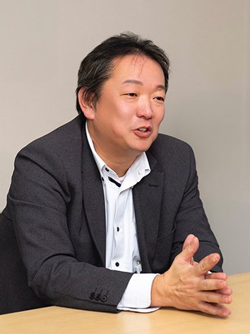 管理部 次長 兼 お客様相談室 室長