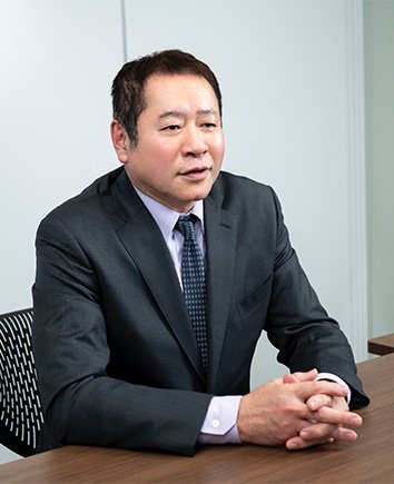 オペレーション部 オペレーショングループ 次長