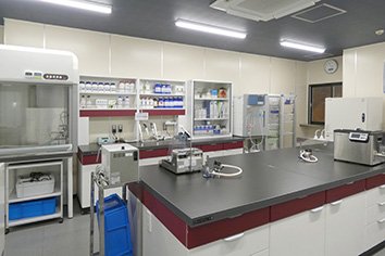 プレナス社内の衛生検査室