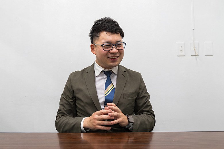 経理部 係長