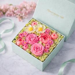 �H�ׂ��邨�Ԃ̃{�b�N�X�t�����[�P�[�L�iBloom Garden�j