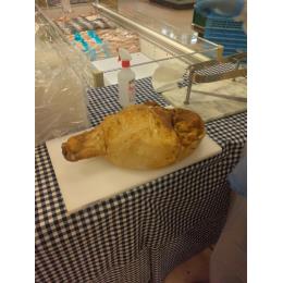 たくみ亭　骨付きスモークハム  3500円/1ｋｇ