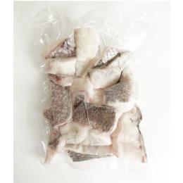 特殊冷凍　玄界灘産三年養殖「天超」真鯛　切り身の端材詰め合わせ（小）