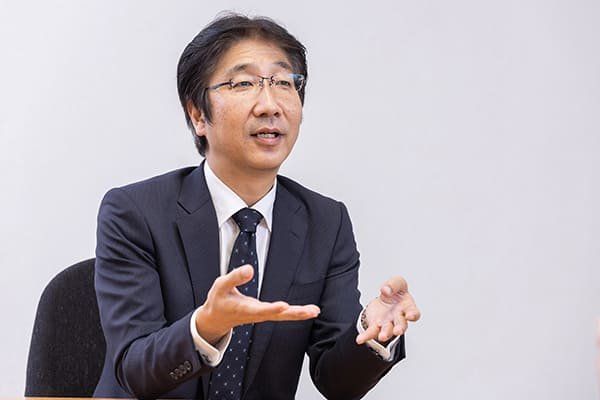 アレイマジャパン株式会社取締役副社長・鰰澤明氏