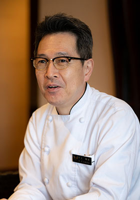 調理・料飲部　総支配人