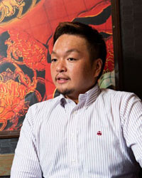 取締役 店舗統括本部長