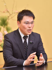 株式会社指宿白水館 取締役 社長室長 金丸芳久様